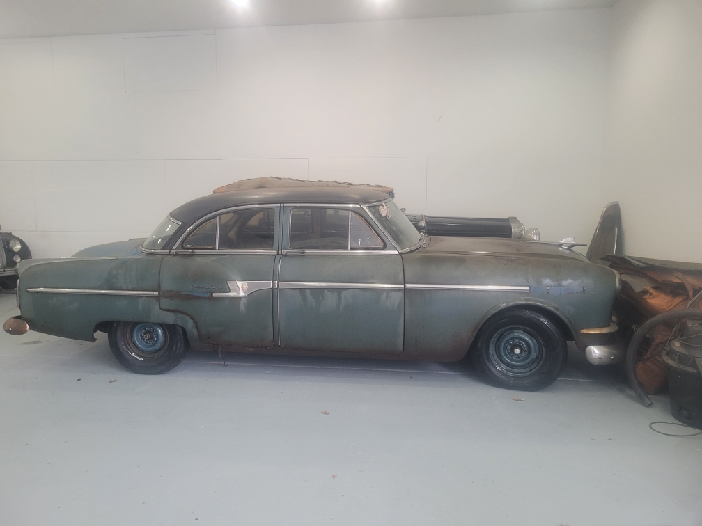 1953 PACKARD CLIPPER DELUXE